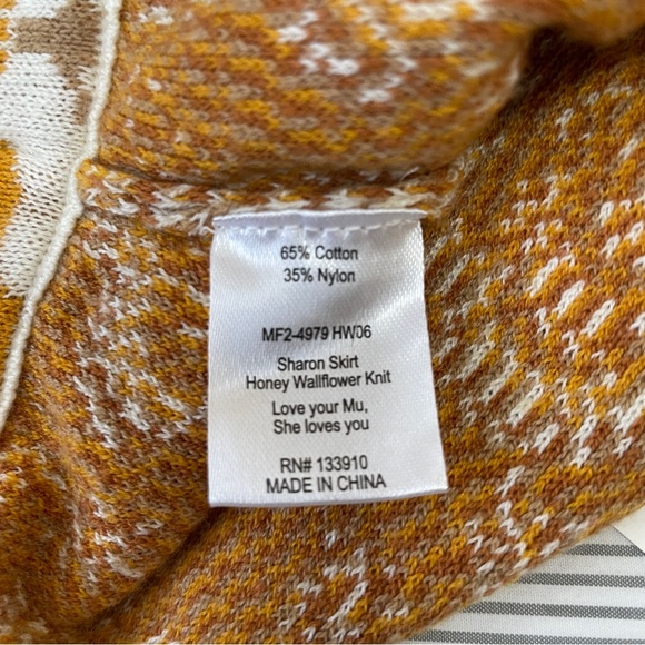 NWT Show Me Your Mumu Sharon Knit Skirt Honey Wallflower size M - Picture 5 of 6